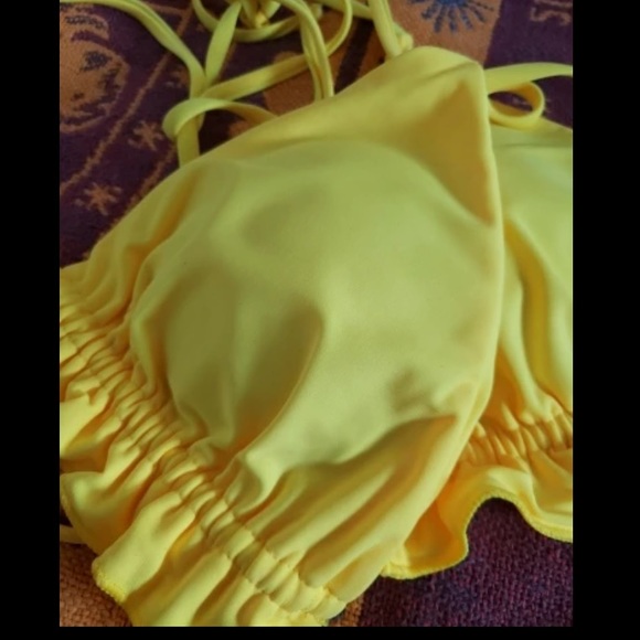 Swimsuit - Picture 2 of 4